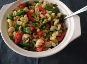 pasta salad with black-eyed peas