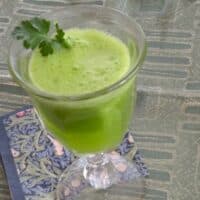 Refreshing green lemonade