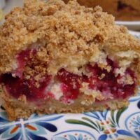 Plum crumb cake