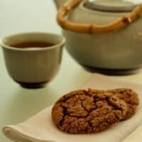 teapot_and_cookies