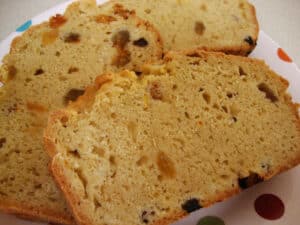 Golden Saffron Pound Cake