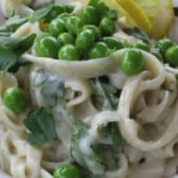 Pasta with peas by Dreena Burton
