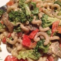 Pasta with Vegan Alfredo Sauce