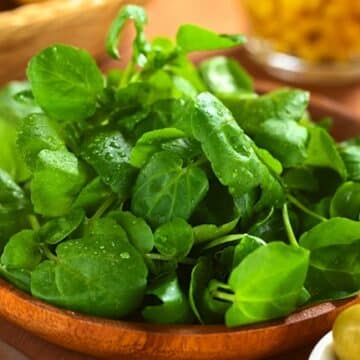 Watercress in bowl