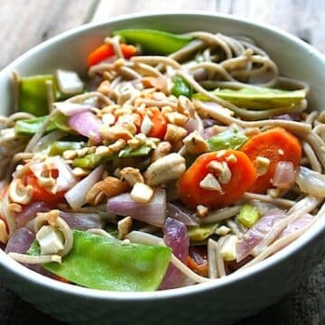 Soba noodles with snow peas
