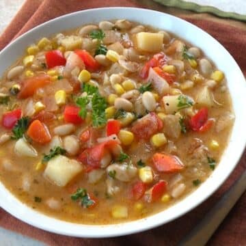 White bean and corn soup with red peppers