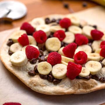 Chocolate Banana Pizza