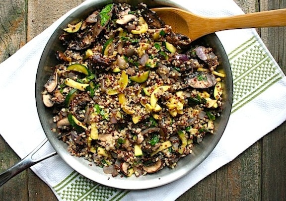 Quinoa with mushrooms and squashes