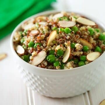 Simple quinoa pilaf with peas and almonds recipe