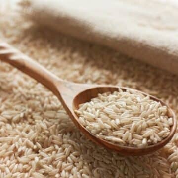 Brown rice in spoon