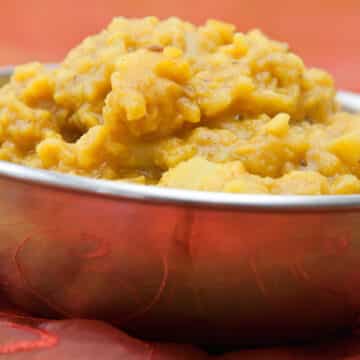 Red lentil dal