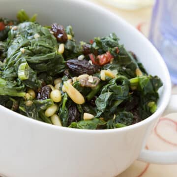 Mediterranean Spinach with Pine nuts and raisins