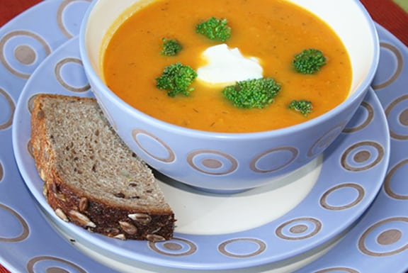 Cold Carrot and broccoli soup