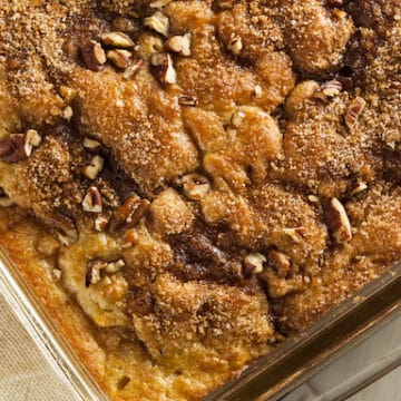 Vegan Cinnamon Walnut Crumble Coffee Cake