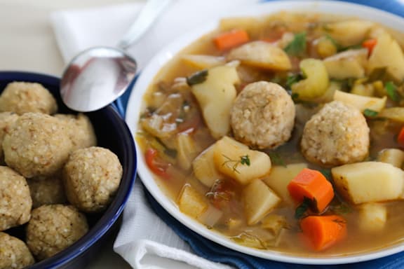 Sephardic-Style Matzo Ball Soup (vegan)