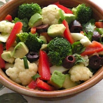 Marinated broccoli and cauliflower salad recipe