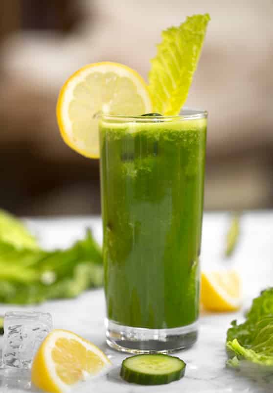 Green lemonade with sprouts and romaine