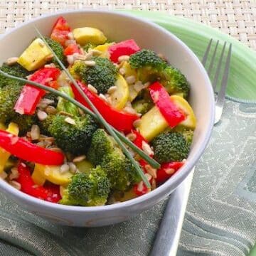 Broccoli and summer squash relish salad