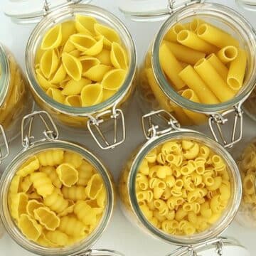 Pasta varieties in jars