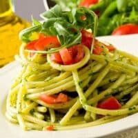 Arugula pasta with fresh tomatoes