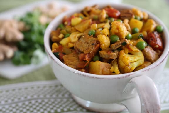 Cauliflower Tempeh Curry
