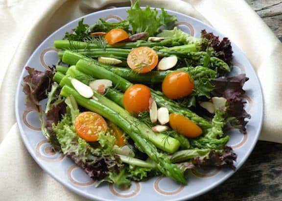 Asparagus in mustard vinaigrette salad recipe