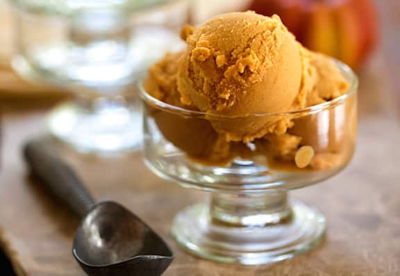 Vegan pumpkin spice ice cream