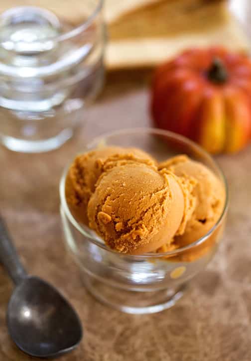 Vegan pumpkin spice ice cream