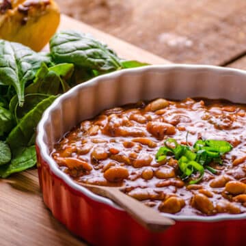 Vegan Barbecue-flavored baked beans