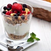 fruit and yogurt parfait recipe