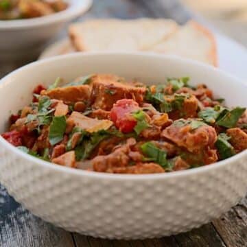 Stewed Lentils with vegan sausage