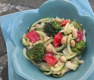 zucchini "noodles" with peanut butter sauce