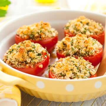 Provençal style baked tomatoes