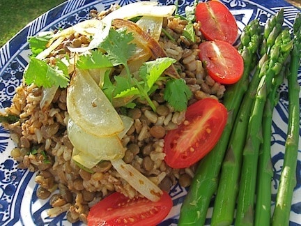 mjeddrah (mujaddarah) Rice and Lentil Pilaf