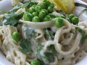 Pasta with peas by Dreena Burton