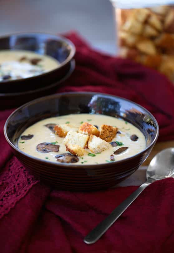 Vegan creamy mushroom soup recipe