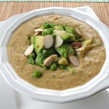 Almond Brussels sprouts soup