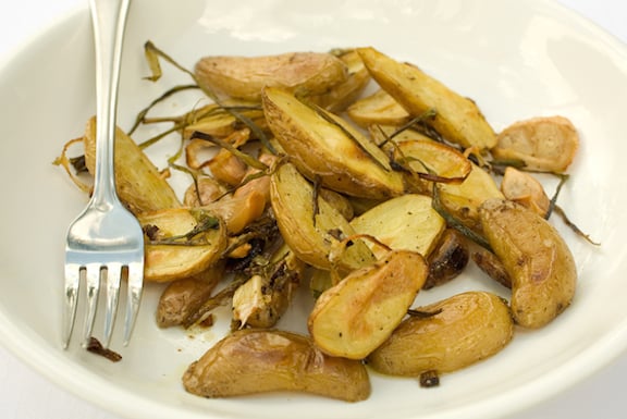 Fingerling potato fries