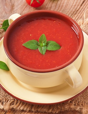 cold fresh tomato soup
