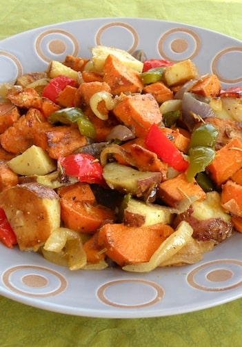 Roasted potatoes with bell peppers and onions