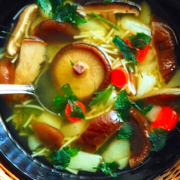 Shiitake Mushroom and Bok Choy Soup