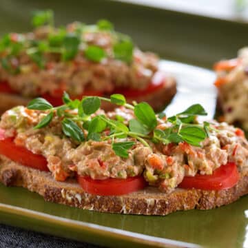 Chunky bean spread sandwiches