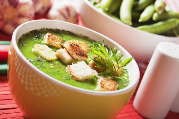 Slow-cooker split pea soup recipe