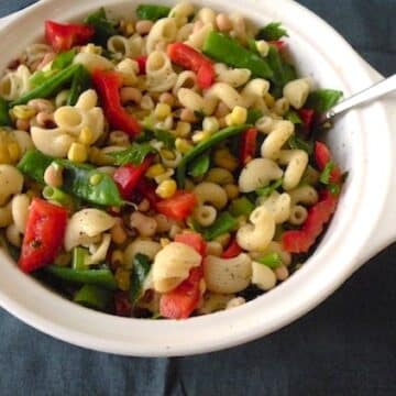 pasta salad with black-eyed peas and corn