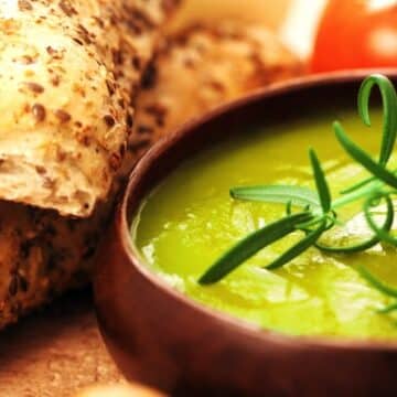 Cream of leek and asparagus soup recipe