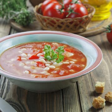 Cold White Bean and Tomato Soup
