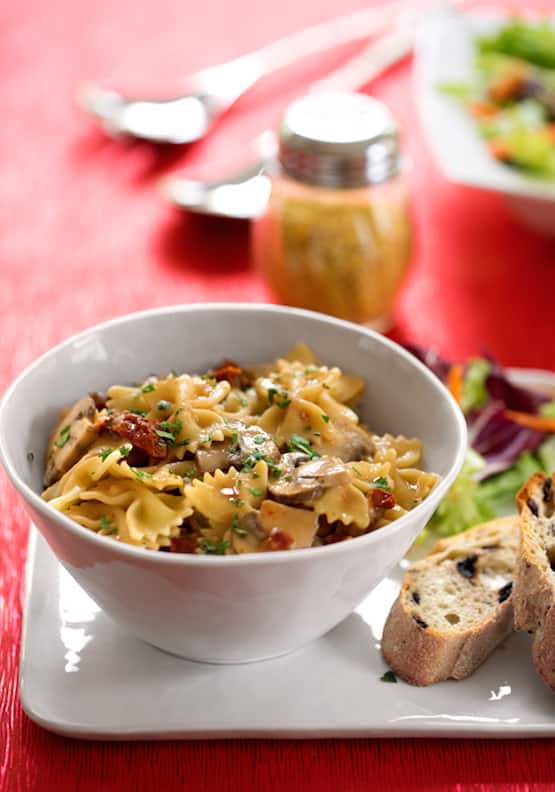 Farfalle (bow tie pasta) with mushrooms and dried tomatoes recipes