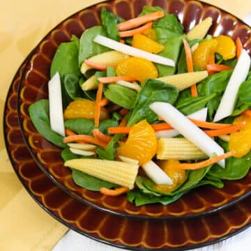 Spinach Baby Corn Salad with oranges