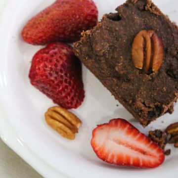 Vegan Brownie Cake