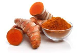 Fresh and ground turmeric